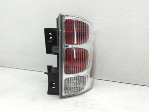 2005-2009 Chevrolet Equinox Tail Light Assembly Passenger Right OEM P/N:5480779 Fits 2005 2006 2007 2008 2009 OEM Used Auto Parts