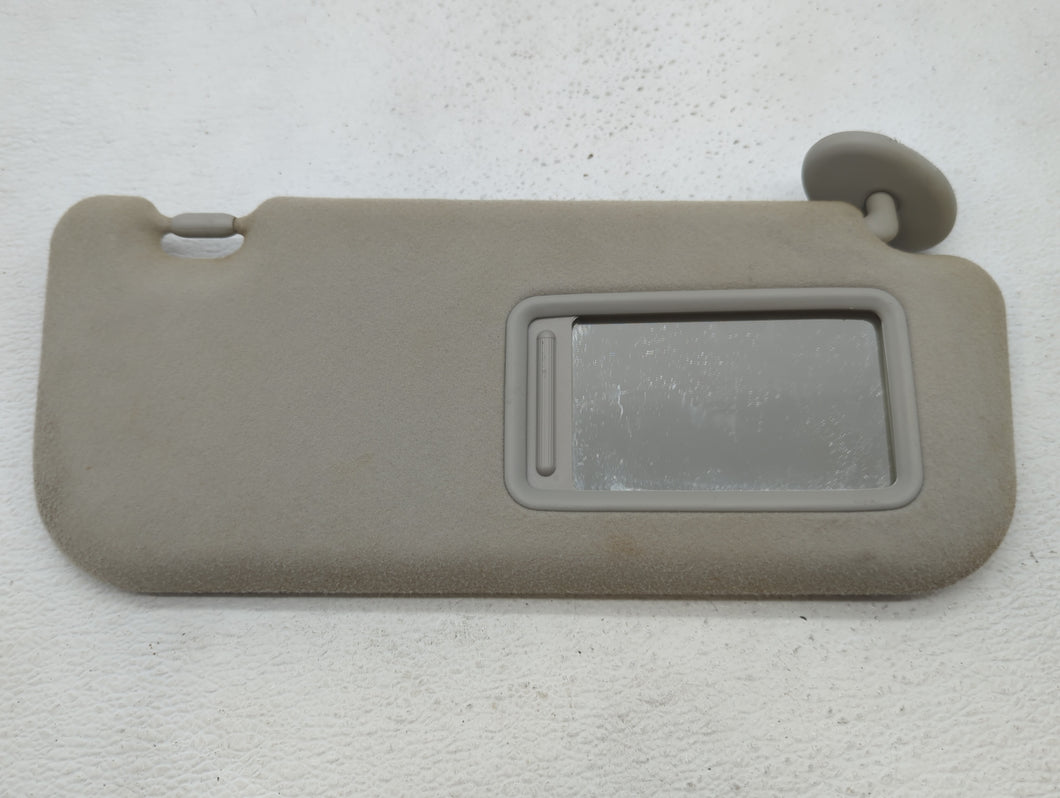 2009-2010 Pontiac Vibe Sun Visor Shade Replacement Passenger Right Mirror Fits 2009 2010 OEM Used Auto Parts