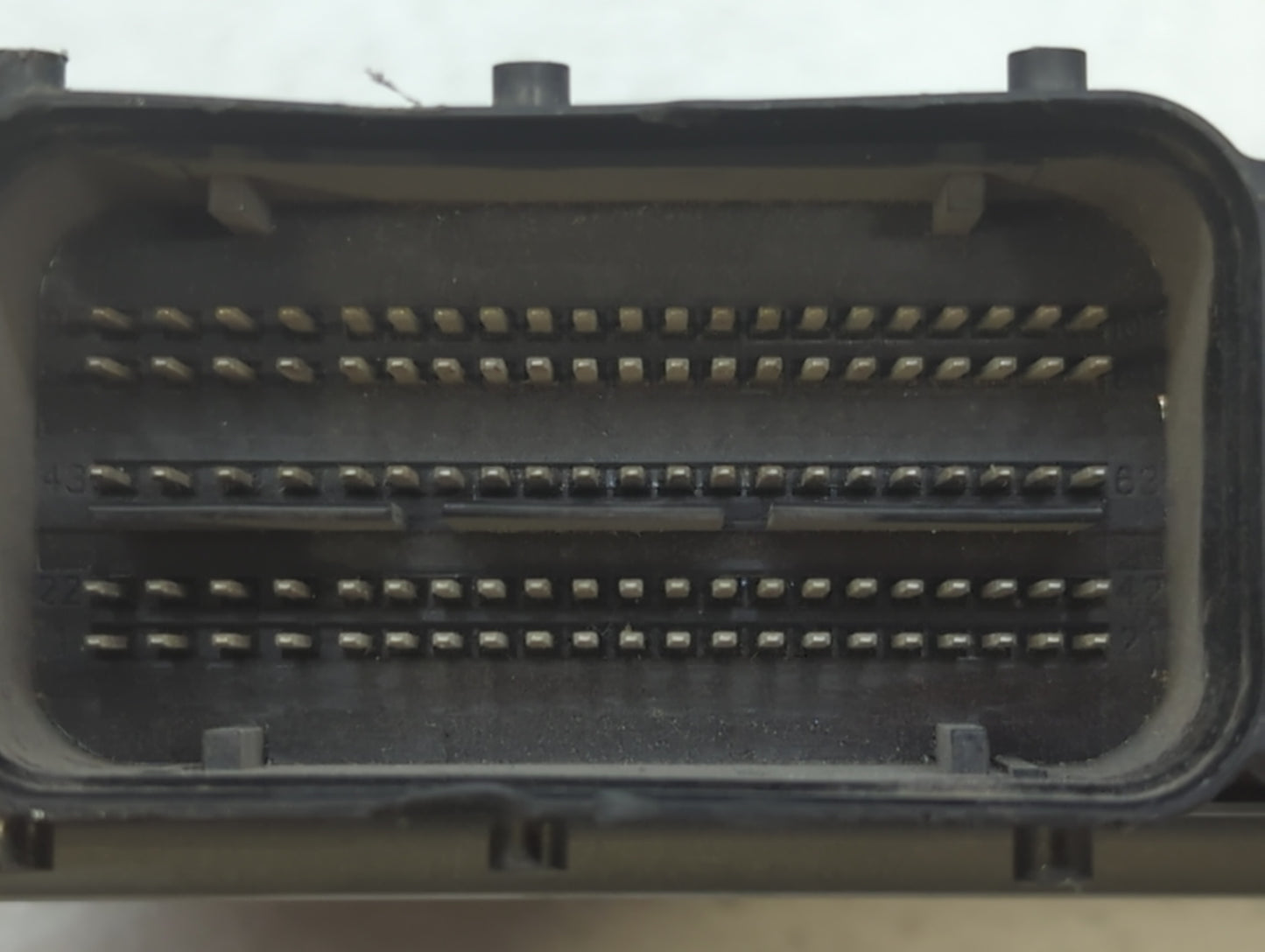 2016 Volkswagen Passat PCM Engine Computer ECU ECM PCU OEM P/N:06K 907 425 C Fits OEM Used Auto Parts - Oemusedautoparts1.com