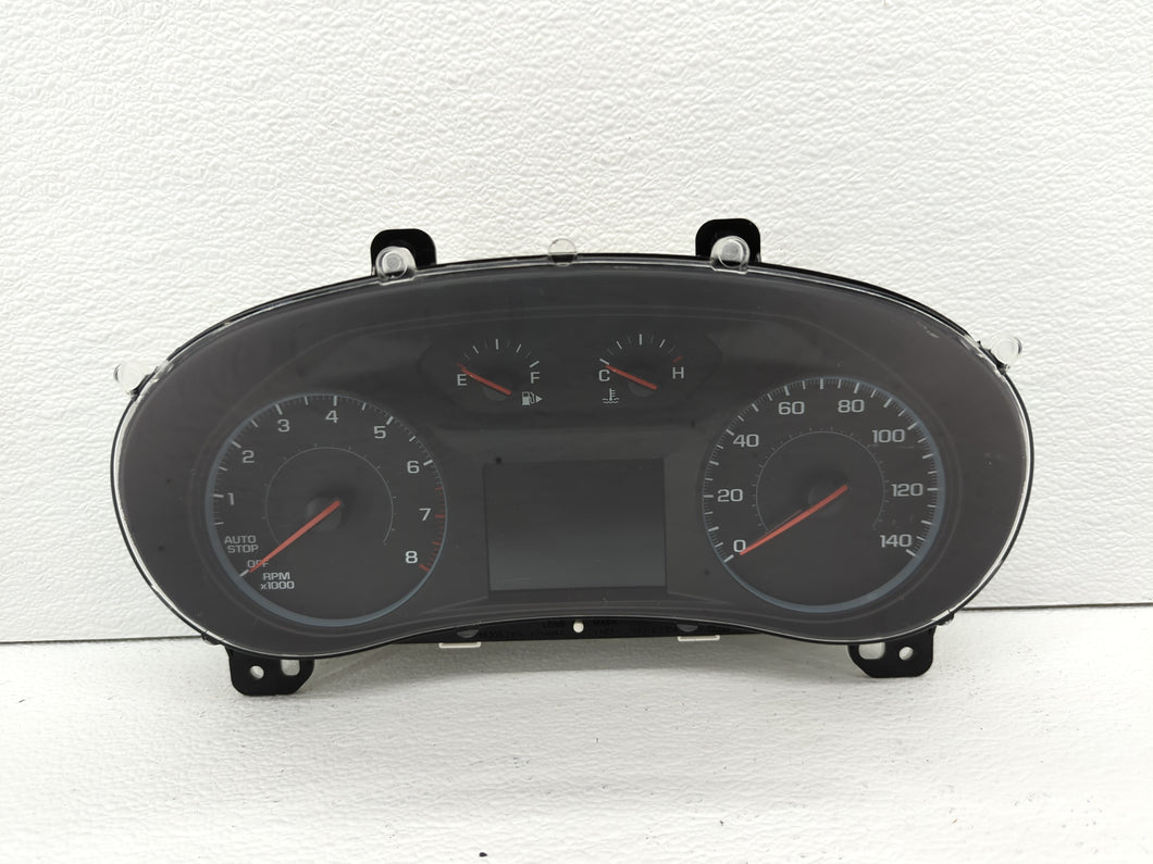 2016 Chevrolet Malibu Instrument Cluster Speedometer Gauges P/N:84265612 84105428 Fits OEM Used Auto Parts