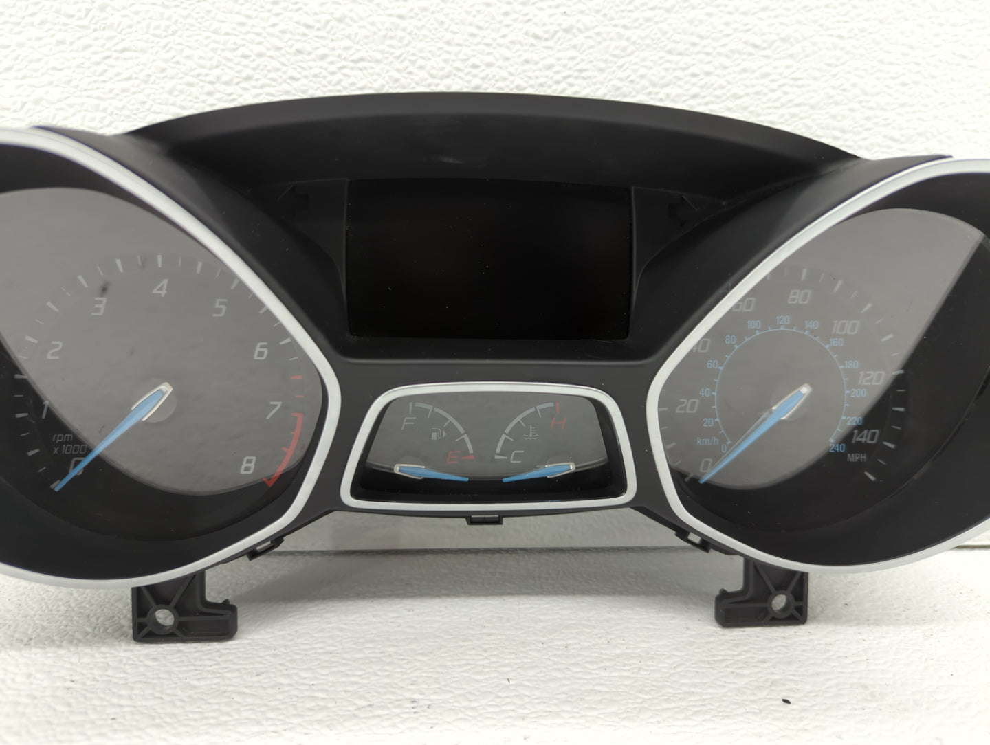 2013-2014 Ford Focus Instrument Cluster Speedometer Gauges P/N:CM5T-10849-CTC CM5T-10849-CTB Fits 2013 2014 OEM Used Auto Parts - Oemusedautoparts1.com