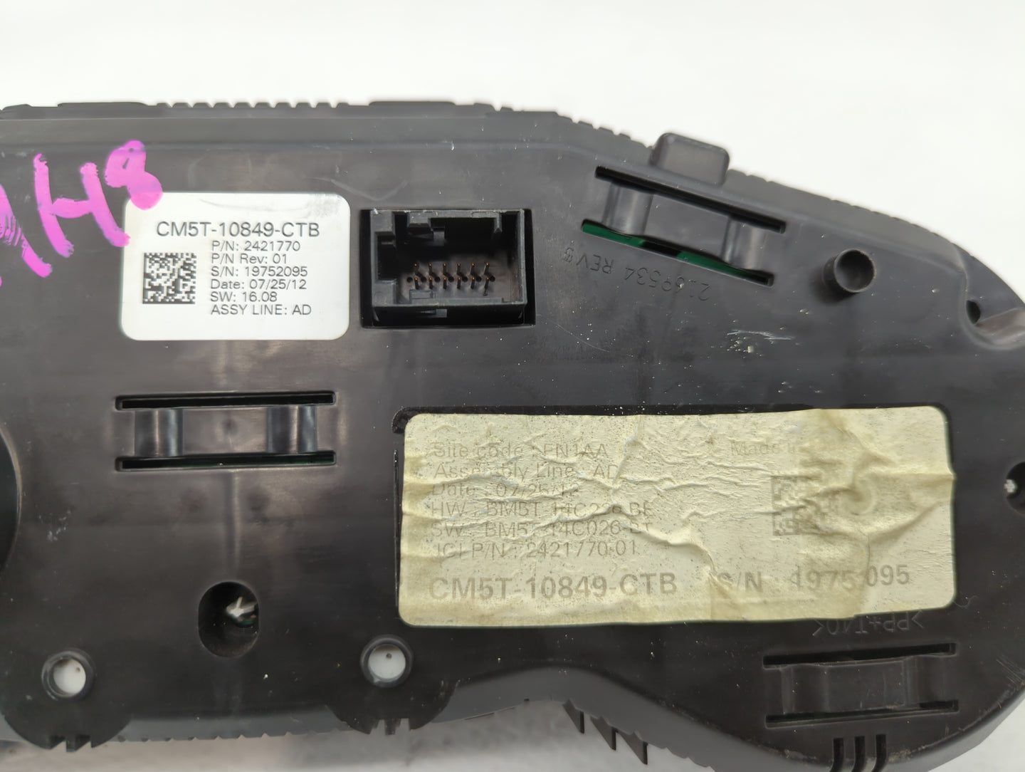 2013-2014 Ford Focus Instrument Cluster Speedometer Gauges P/N:CM5T-10849-CTC CM5T-10849-CTB Fits 2013 2014 OEM Used Auto Parts - Oemusedautoparts1.com