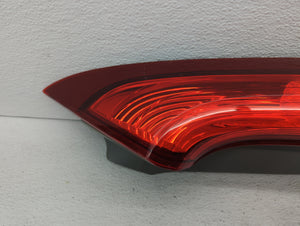 2012-2014 Honda Cr-V Tail Light Assembly Passenger Right OEM P/N:UB10CZT0AAA0 UE23CXT0AAA0 Fits 2012 2013 2014 OEM Used Auto Parts