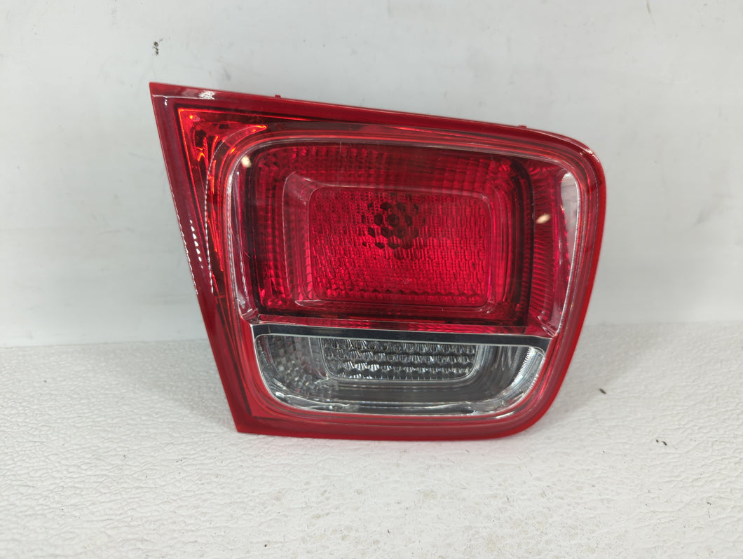 2013-2016 Chevrolet Malibu Tail Light Assembly Driver Left OEM P/N:22907311 Fits 2013 2014 2015 2016 OEM Used Auto Parts