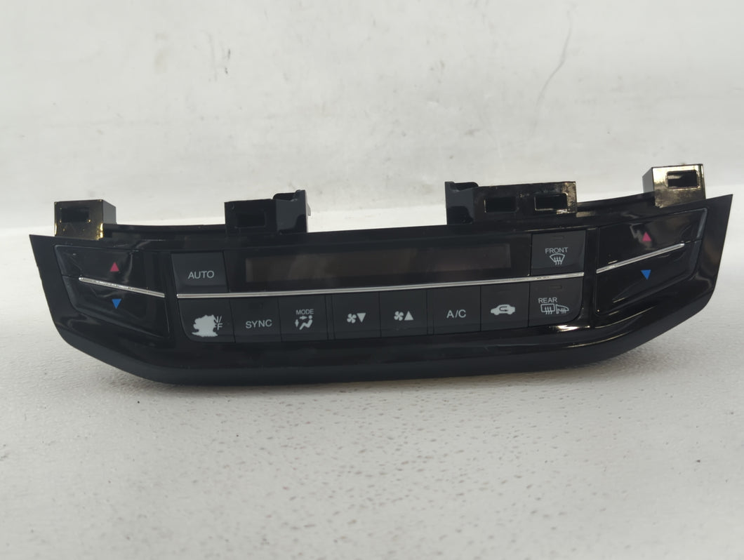 2016-2017 Honda Accord Climate Control Module Temperature AC/Heater Replacement P/N:79600T2FA510M1 79600 T2F A510 M1 Fits OEM Used Auto Parts