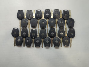 Lot of 25 Nissan Keyless Entry Remote Fob CWTWB1U751 | CWTWB1U816