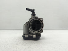 2012-2018 Bmw 320i Throttle Body P/N:1354 7588625-04 1354 7588625-03 Fits 2012 2013 2014 2015 2016 2017 2018 OEM Used Auto Parts