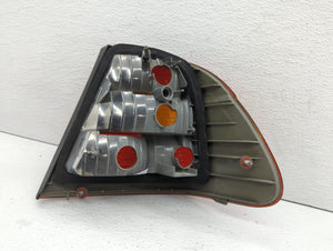 2002-2005 Bmw 330i Tail Light Assembly Driver Left OEM P/N:6 907 933 Fits 2002 2003 2004 2005 OEM Used Auto Parts