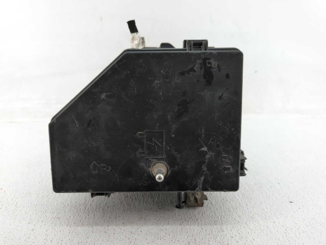 2008-2009 Cadillac Cts Fusebox Fuse Box Panel Relay Module P/N:25892798 20765592 Fits 2008 2009 OEM Used Auto Parts