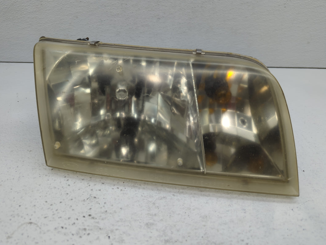 2003 Ford Crown Victoria Passenger Right Oem Head Light Headlight Lamp