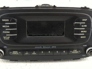 2001-2003 Toyota Highlander Radio AM FM Cd Player Receiver Replacement P/N:96170-B2090CA 86120-2B680 Fits 2000 2001 2002 2003 OEM Used Auto Parts