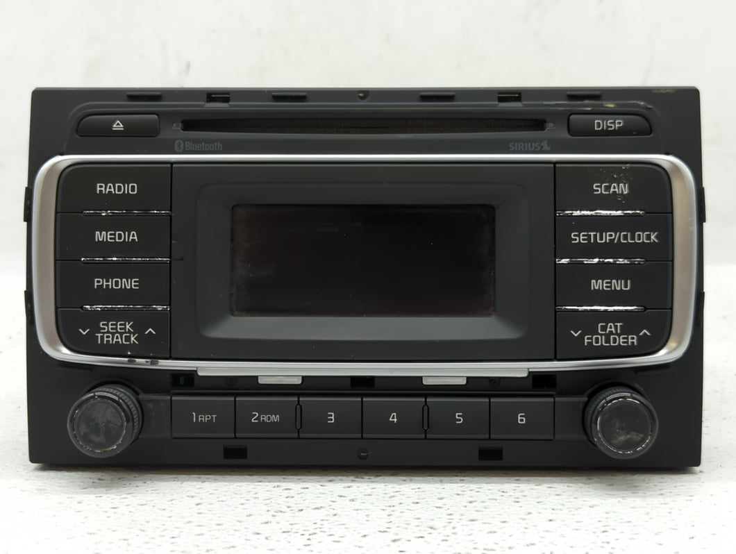 2010-2011 Toyota Camry Radio AM FM Cd Player Receiver Replacement P/N:96170-1W960CA 86120-06480 Fits 2010 2011 OEM Used Auto Parts