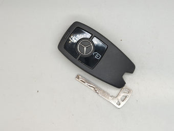 compare product Mercedes-Benz Keyless Entry Remote Fob GDM3 A9079052808 Q01 | A9079052808Q01