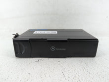 2008 Mercedes Clk350 Radio AM FM Cd Player Receiver Replacement P/N:2038703389 A 211 870 10 85 Fits OEM Used Auto Parts