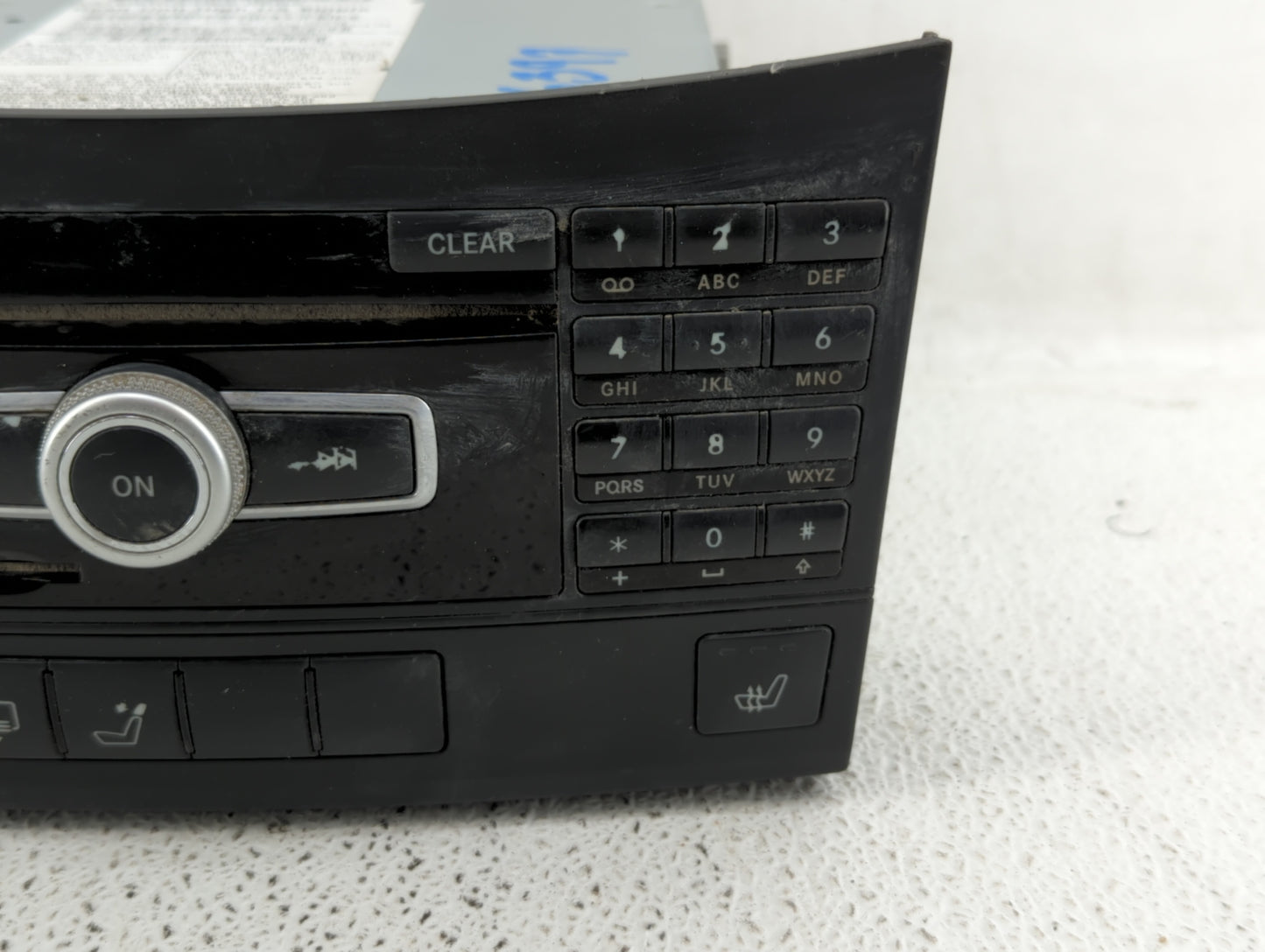 2012 Mercedes-Benz E350 Radio AM FM Cd Player Receiver Replacement P/N:2129006513 212 900 65 13 Fits OEM Used Auto Parts - Oemusedautoparts1.com