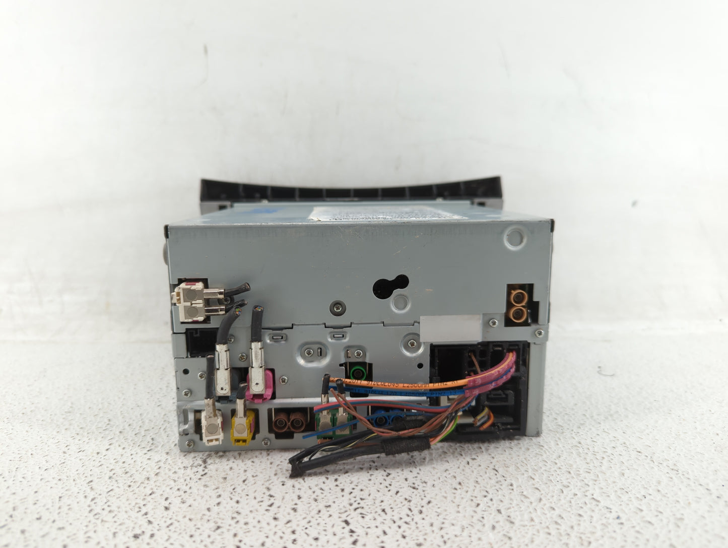 2012 Mercedes-Benz E350 Radio AM FM Cd Player Receiver Replacement P/N:2129006513 212 900 65 13 Fits OEM Used Auto Parts - Oemusedautoparts1.com