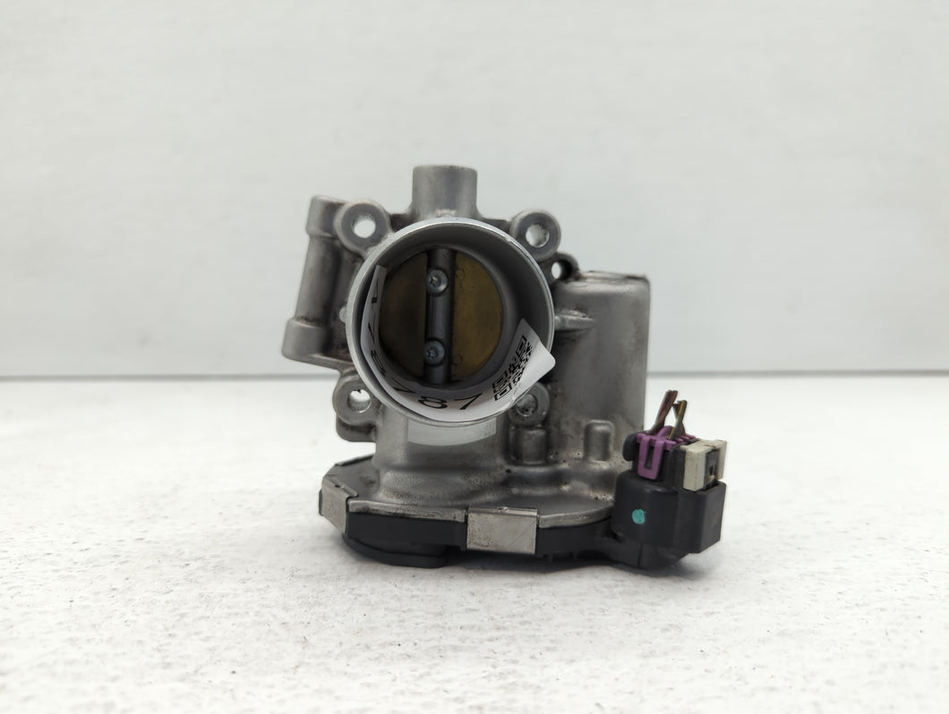 2011-2016 Chevrolet Cruze Throttle Body P/N:55581662 55565489 Fits 2011 2012 2013 2014 2015 2016 2017 2018 2019 2020 2021 OEM Used Auto Parts