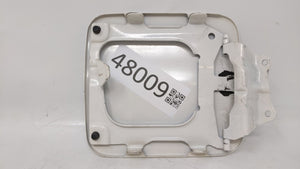 1996-1998 Mazda Mpv Fuel Tank Door Lid Gas Tank White - Oemusedautoparts1.com