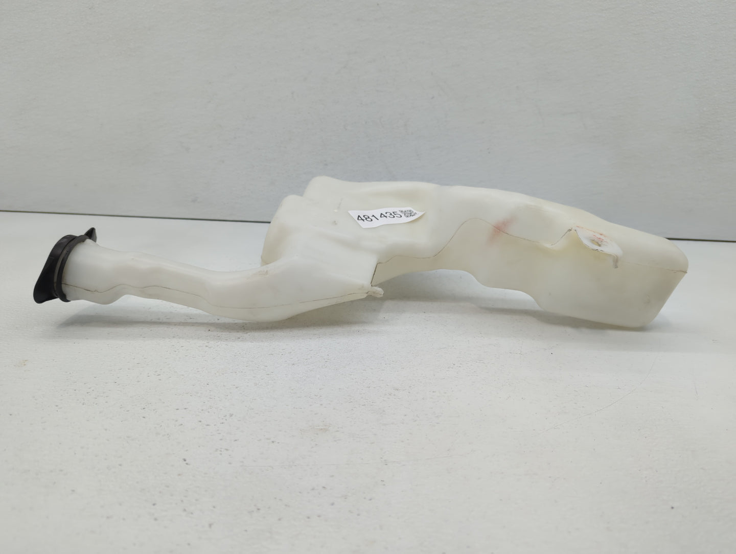 2011-2019 Ford Fiesta Windshield Washer Fluid Reservoir Bottle Oem - Oemusedautoparts1.com