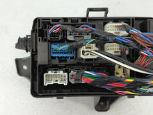 2005-2006 Toyota Tundra Fusebox Fuse Box Panel Relay Module P/N:82121-0C370 Fits 2005 2006 OEM Used Auto Parts