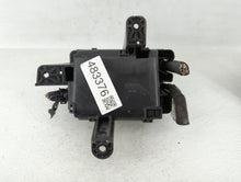 2005-2006 Toyota Tundra Fusebox Fuse Box Panel Relay Module P/N:82121-0C370 Fits 2005 2006 OEM Used Auto Parts