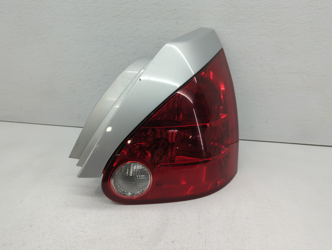 2004-2008 Nissan Maxima Tail Light Assembly Passenger Right OEM P/N:949 600 Fits 2004 2005 2006 2007 2008 OEM Used Auto Parts