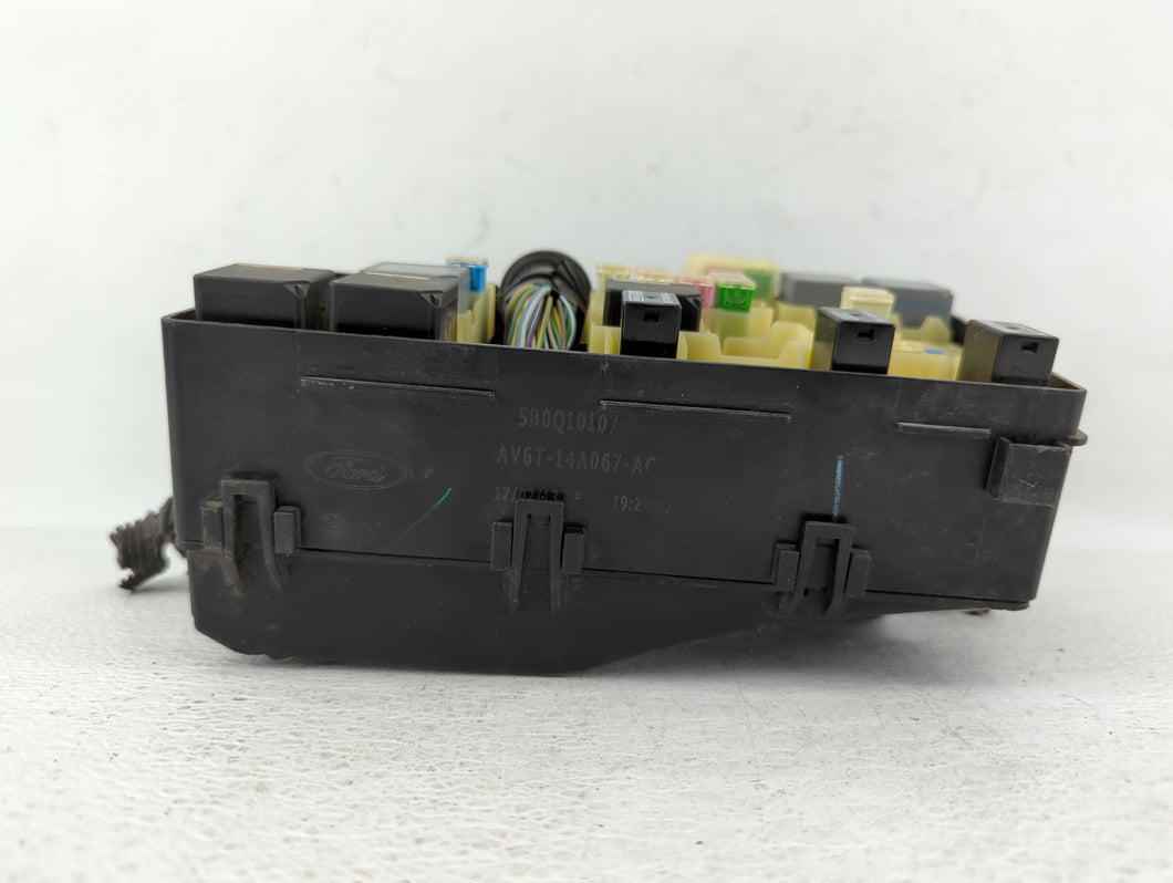 2012-2014 Ford Focus Fusebox Fuse Box Panel Relay Module P/N:AV6T-14A067-AC AV6T-14A067-AD Fits 2012 2013 2014 OEM Used Auto Parts