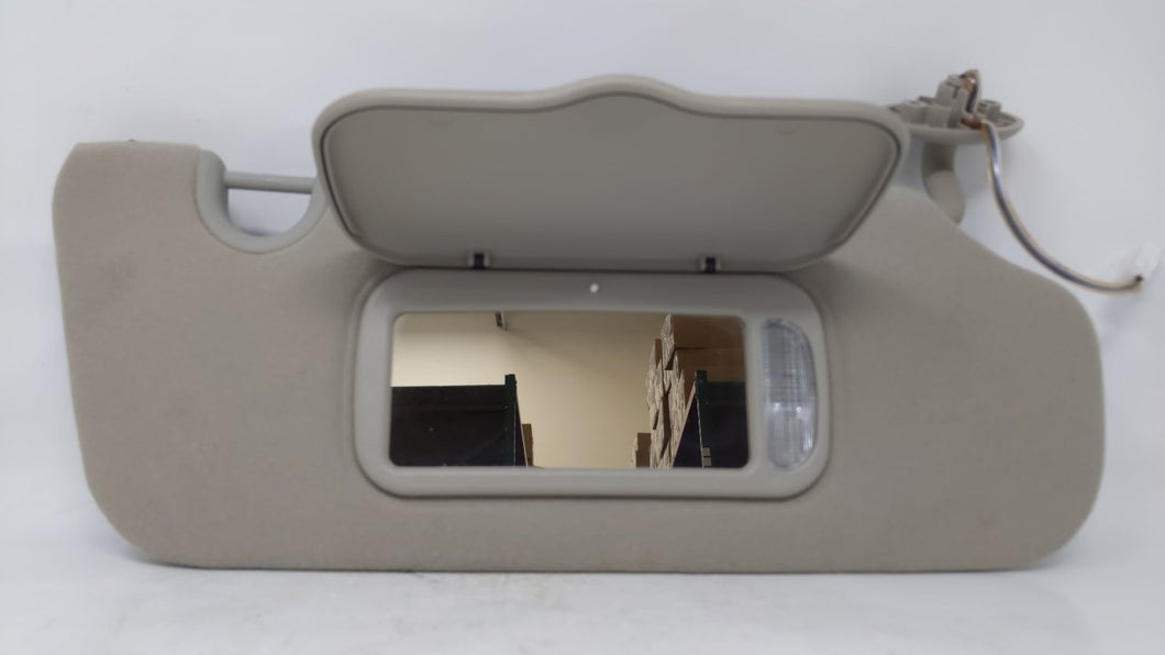 2002 Jeep Liberty Sun Visor Shade Replacement Passenger Right Mirror Fits OEM Used Auto Parts - Oemusedautoparts1.com