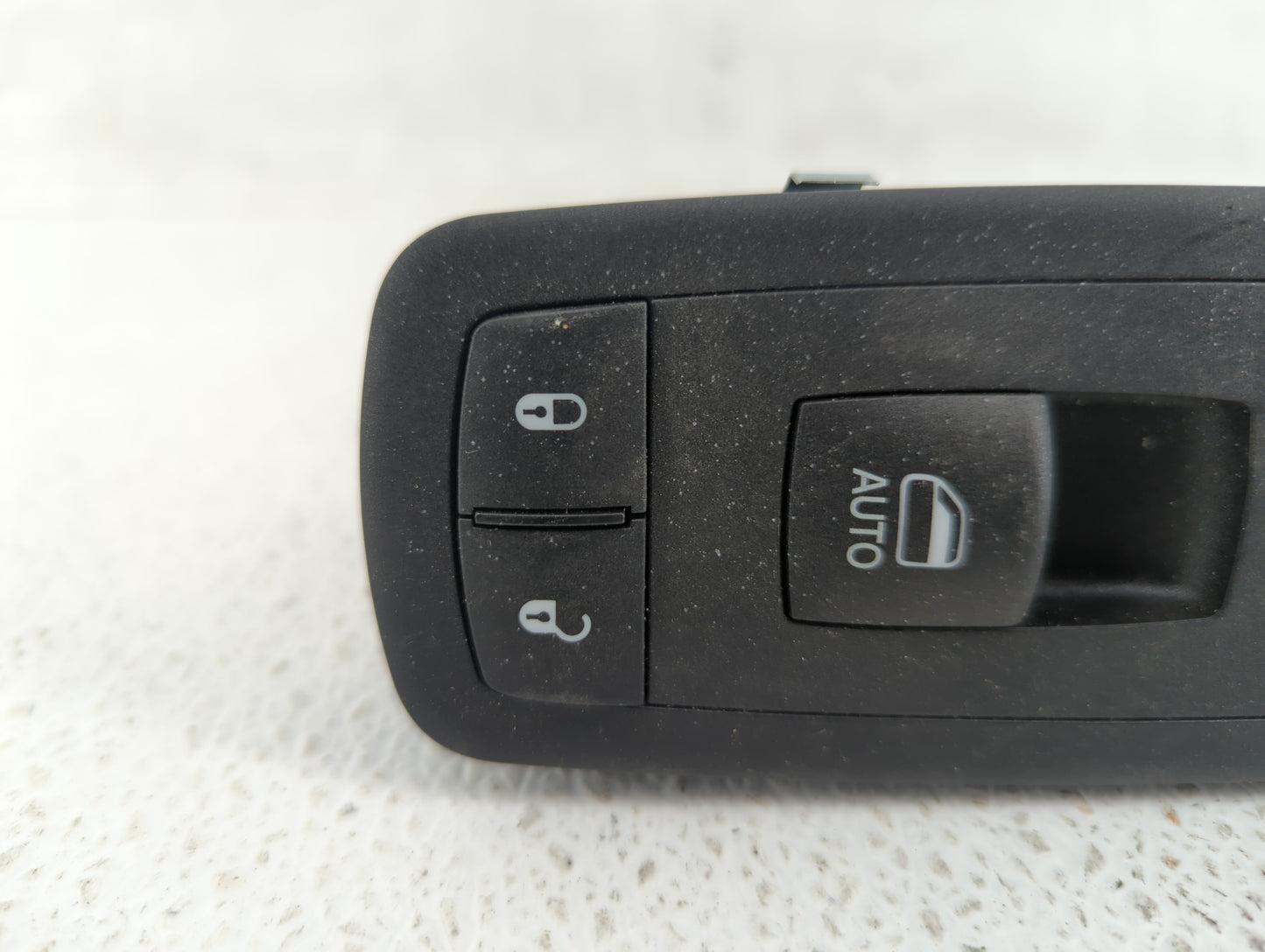 2017-2022 Jeep Cherokee Master Power Window Switch Replacement Driver Side Left P/N:68268251AC Fits 2017 2018 2019 2020 2021 2022 OEM Used Auto Parts - Oemusedautoparts1.com