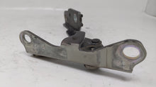 2008 Kia Amanti Passenger Right Hood Hinge - Oemusedautoparts1.com