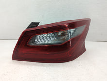 2004-2009 Cadillac Srx Tail Light Assembly Passenger Right OEM P/N:25936964 25763468 Fits 2004 2005 2006 2007 2008 2009 OEM Used Auto Parts