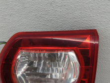 2012 Chevrolet Traverse Tail Light Assembly Passenger Right OEM P/N:25952323 Fits OEM Used Auto Parts