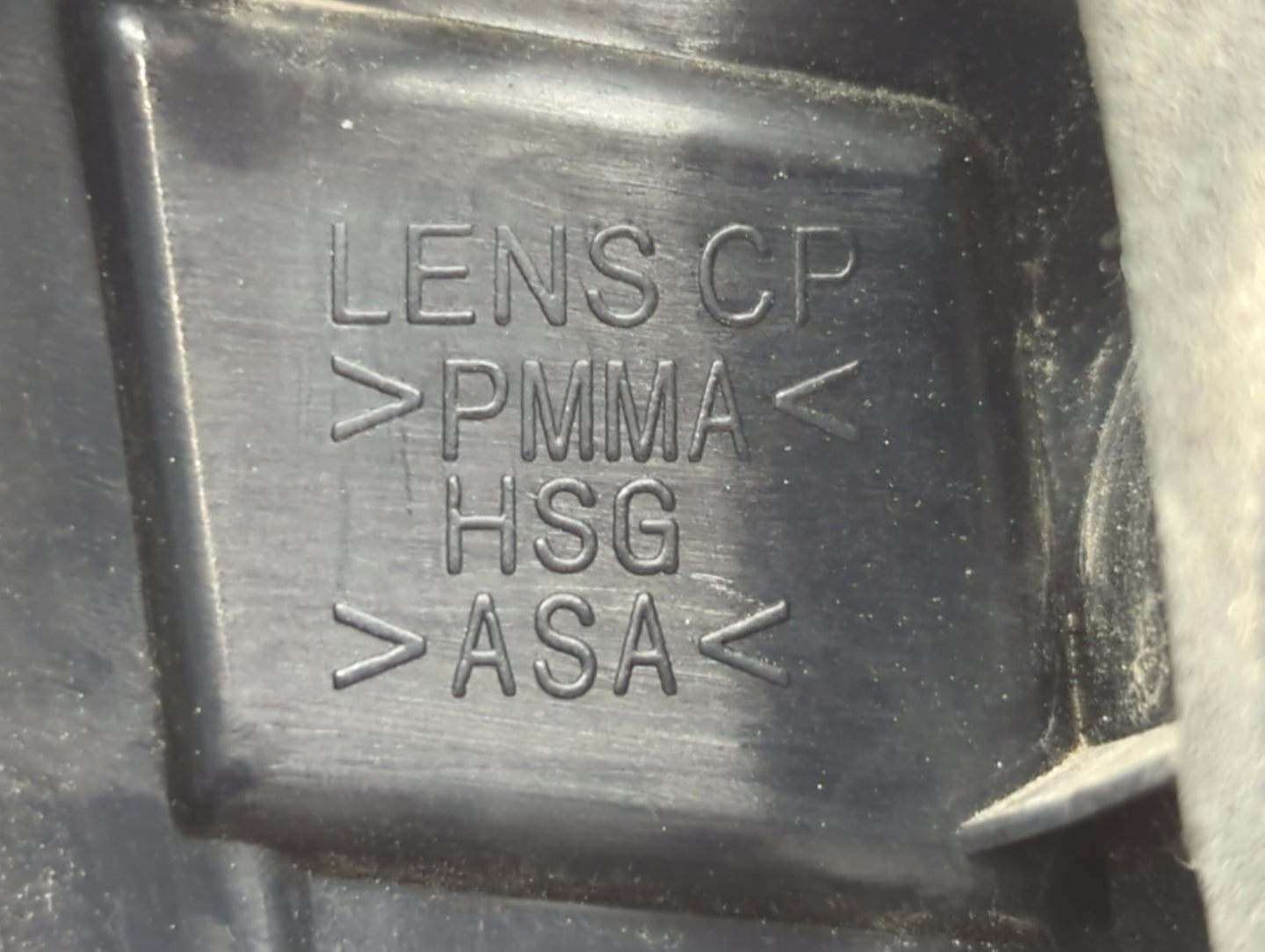 2011-2017 Mitsubishi Rvr Tail Light Assembly Passenger Right OEM Fits 2011 2012 2013 2014 2015 2016 2017 OEM Used Auto Parts - Oemusedautoparts1.com