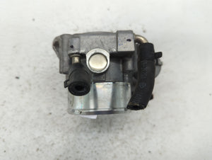 2014 Hyundai Santa Fe Throttle Body P/N:35100-2G700 Fits 2011 2012 2013 2015 2016 OEM Used Auto Parts