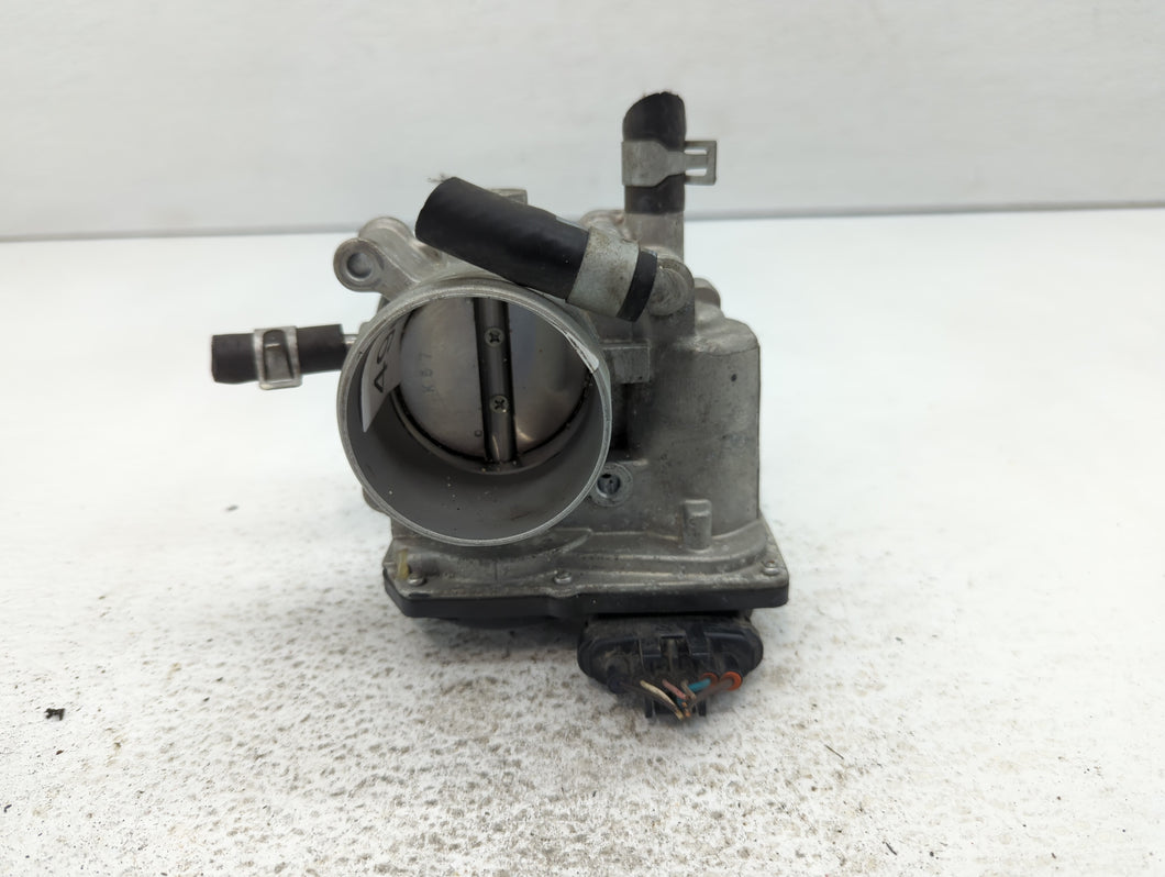 2012-2019 Kia Rio Throttle Body P/N:35100-2B370 Fits 2012 2013 2014 2015 2016 2017 2018 2019 OEM Used Auto Parts