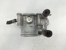 2012-2017 Hyundai Veloster Throttle Body P/N:35100-2B300 Fits 2012 2013 2014 2015 2016 2017 2018 2019 OEM Used Auto Parts