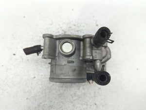 2012-2017 Hyundai Veloster Throttle Body P/N:35100-2B600 Fits 2012 2013 2014 2015 2016 2017 2018 2019 OEM Used Auto Parts