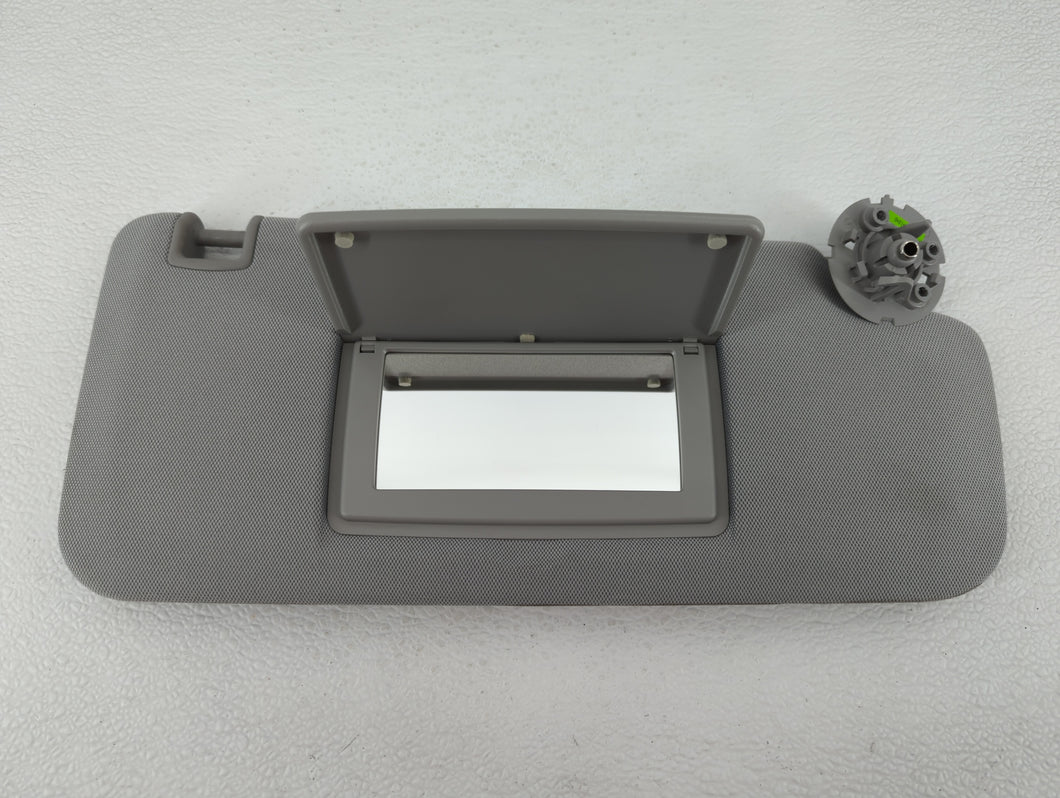 2017-2021 Chevrolet Trax Sun Visor Shade Replacement Passenger Right Mirror Fits 2017 2018 2019 2020 2021 OEM Used Auto Parts