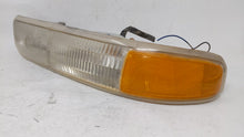 2000-2006 Chevrolet Suburban 1500 Passenger Right Oem Fog Light Lamp - Oemusedautoparts1.com