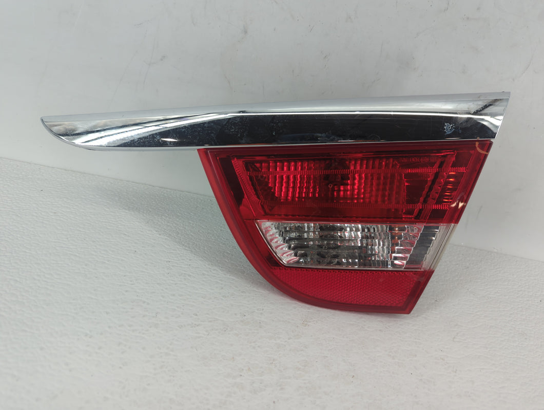 2012-2017 Buick Verano Tail Light Assembly Passenger Right OEM P/N:22985776 22879045 Fits 2012 2013 2014 2015 2016 2017 OEM Used Auto Parts