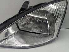 2003-2004 Ford Focus Driver Left Oem Head Light Headlight Lamp