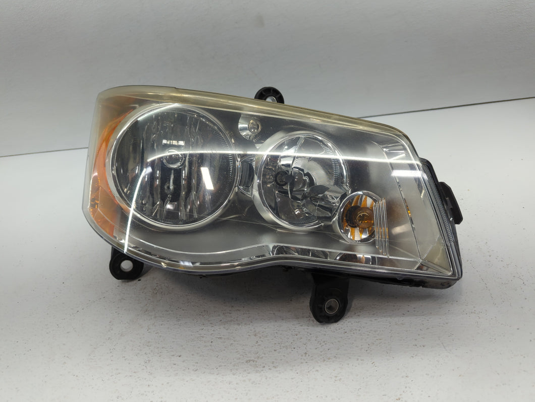 2010 Town & Country Passenger Right Oem Head Light Headlight Lamp