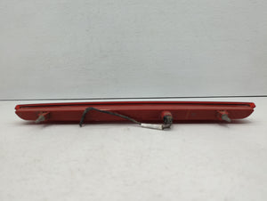 2007 Gmc Yukon Xl 2500 3rd Tail Light Brake Taillight Oem