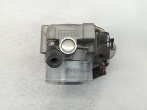 2015-2019 Hyundai Sonata Throttle Body P/N:35100-2G600 Fits 2015 2016 2017 2018 2019 2020 2021 OEM Used Auto Parts