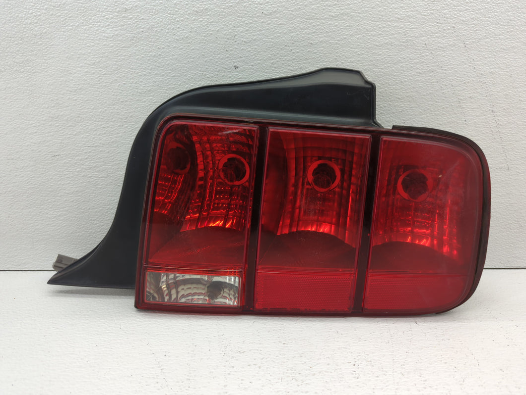 2005-2009 Ford Mustang Tail Light Assembly Passenger Right OEM Fits 2005 2006 2007 2008 2009 OEM Used Auto Parts