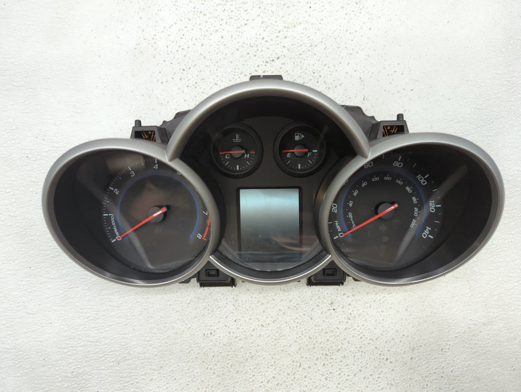 2015 Chevrolet Cruze Instrument Cluster Speedometer Gauges P/N:94560794 Fits OEM Used Auto Parts