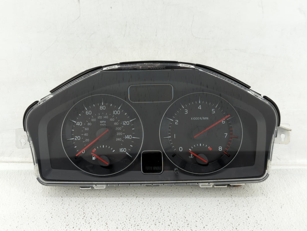 2008 Chevrolet V30 Instrument Cluster Speedometer Gauges P/N:36002436 31254772 Fits OEM Used Auto Parts