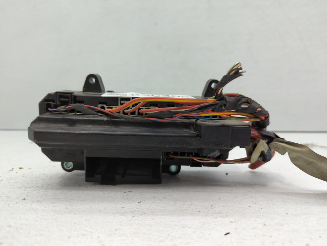 2006 Bmw 750li Fusebox Fuse Box Panel Relay Module P/N:6113 6 900 583 Fits 2002 2003 2004 2005 2007 2008 OEM Used Auto Parts