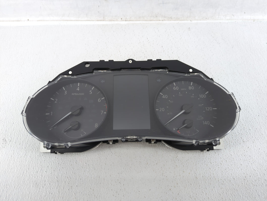 2019 Nissan Rogue Sport Instrument Cluster Speedometer Gauges P/N:6MM0A/B6CG 6MM0A/STB5 Fits OEM Used Auto Parts