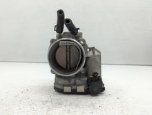 2011-2014 Hyundai Sonata Throttle Body P/N:35100-2G710 Fits 2011 2012 2013 2014 2015 2016 OEM Used Auto Parts